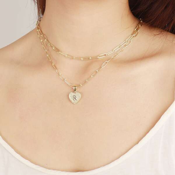 

2pcs Letter Decor Heart Charm Necklace, Gold