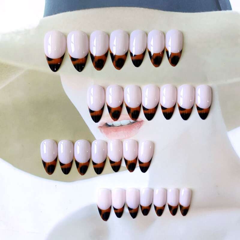 

24pcs Fake Nail, Brown