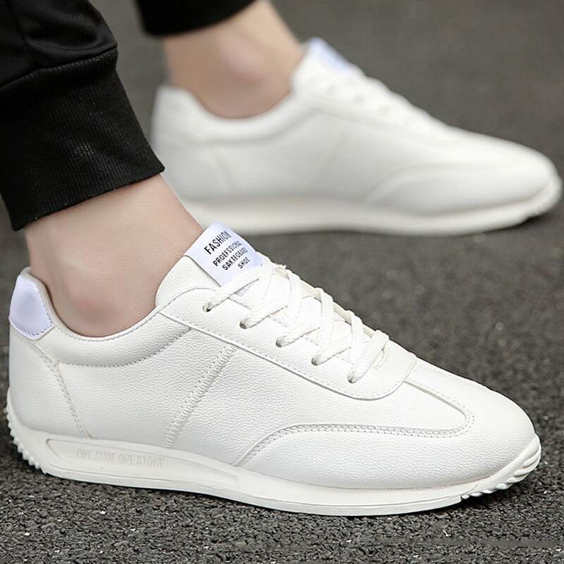 

Guys Minimalist Low Top Skate Shoes, White