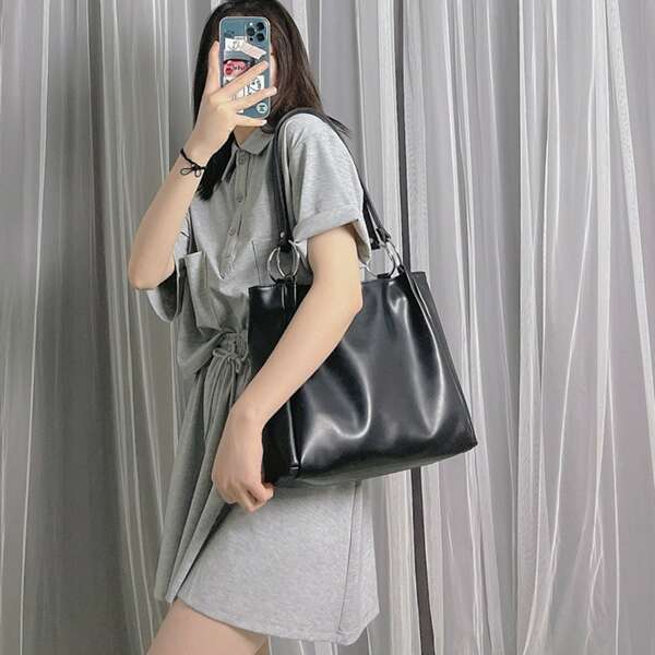 

Minimalist Shoulder Tote Bag, Black