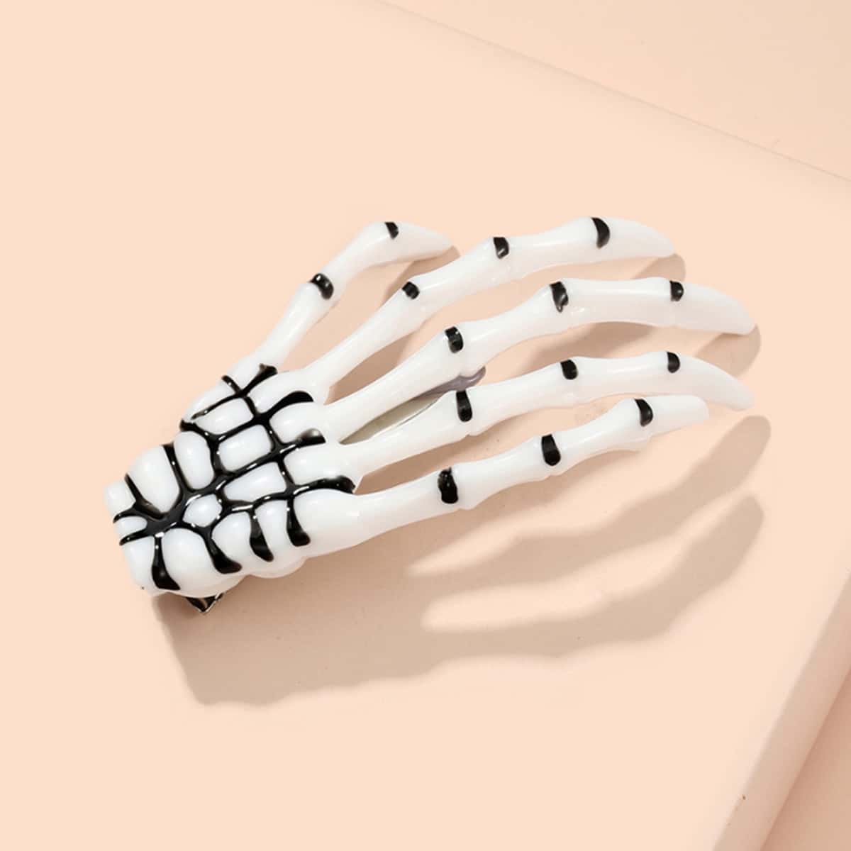 

Skeleton Hand Design Hair Clip, White