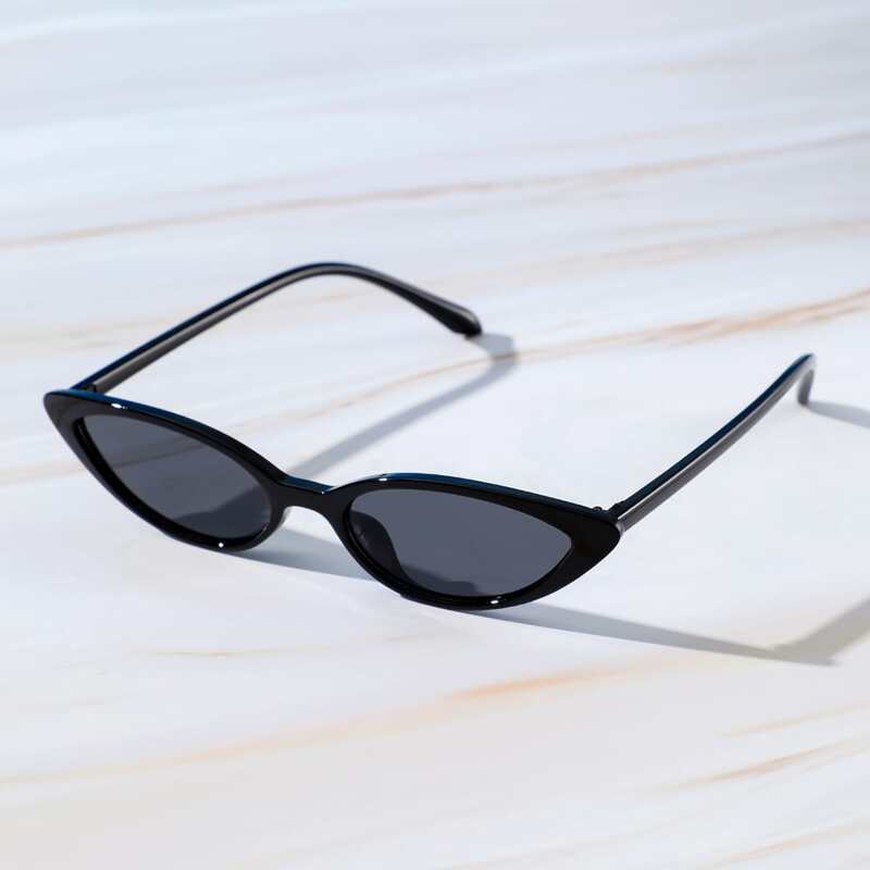 

Cat Eye Frame Sunglasses