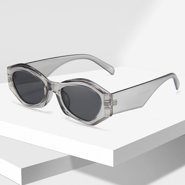 

Geometric Frame Sunglasses