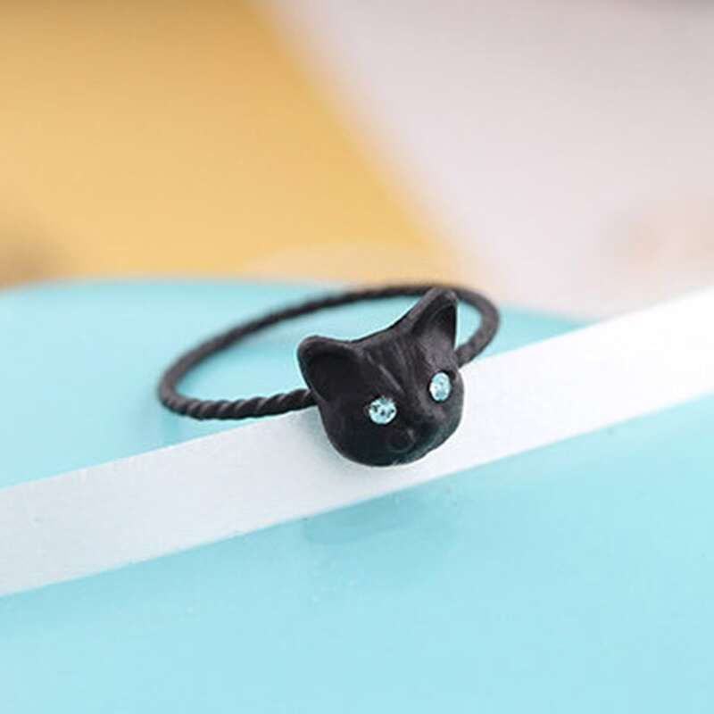 

Cat Decor Ring, Black