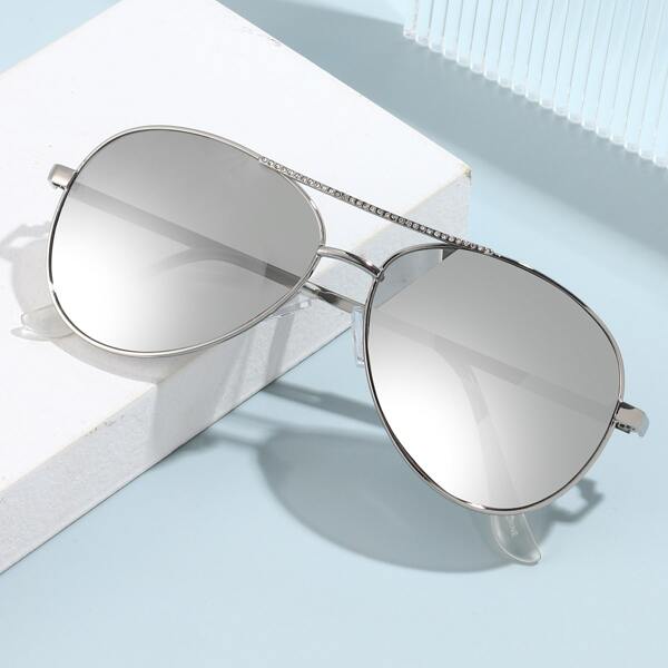 

Metal Frame Sunglasses
