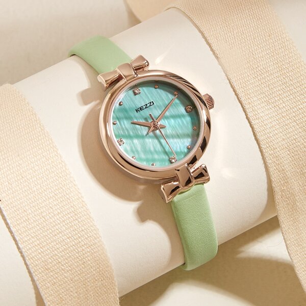 

Water Resistant Rhinestone Decor Round Pointer Quartz Watch