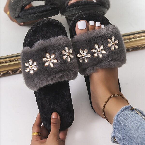 

Fuzzy Gemstone Decor Floral Pattern Slippers, Grey