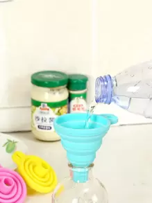 1入組可折疊隨機色漏斗 - 彩色 - 查看 1