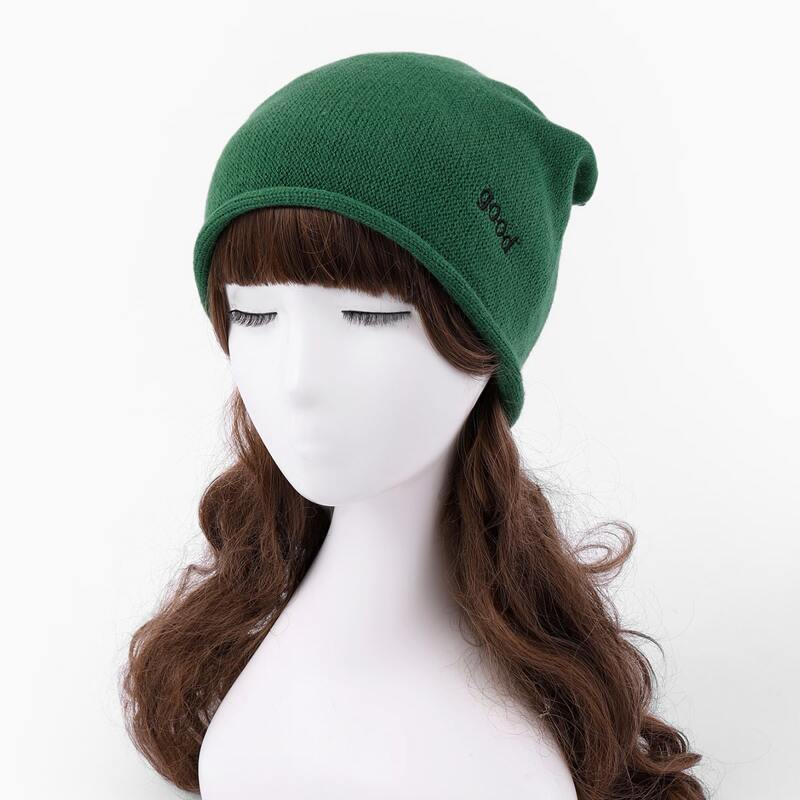 

Letter Embroidery Beanie, Green