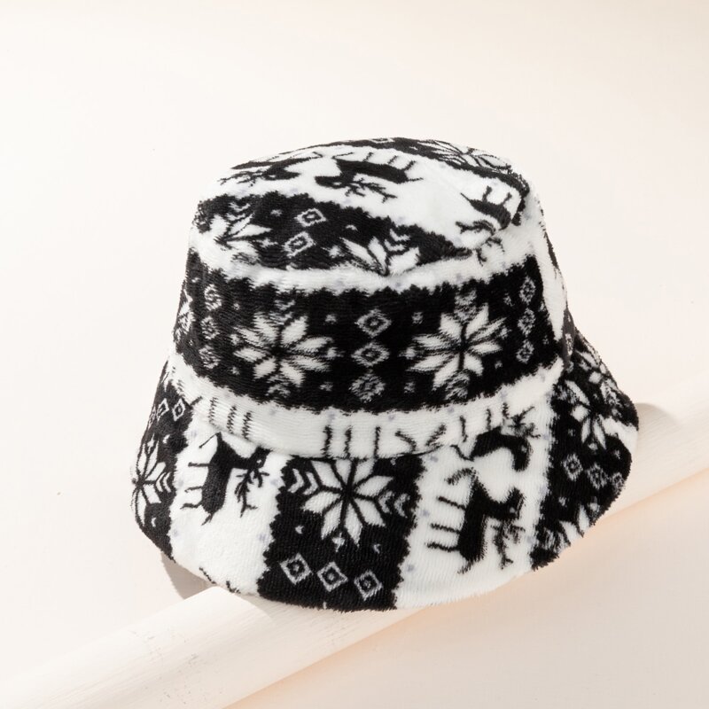 

Snowflake Graphic Fluffy Hat, Black and white