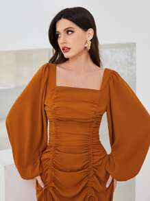 Modelyn 方領燈籠袖前抽繩連衣裙