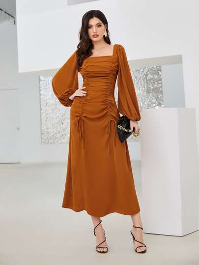 Modelyn 方領燈籠袖前抽繩連衣裙