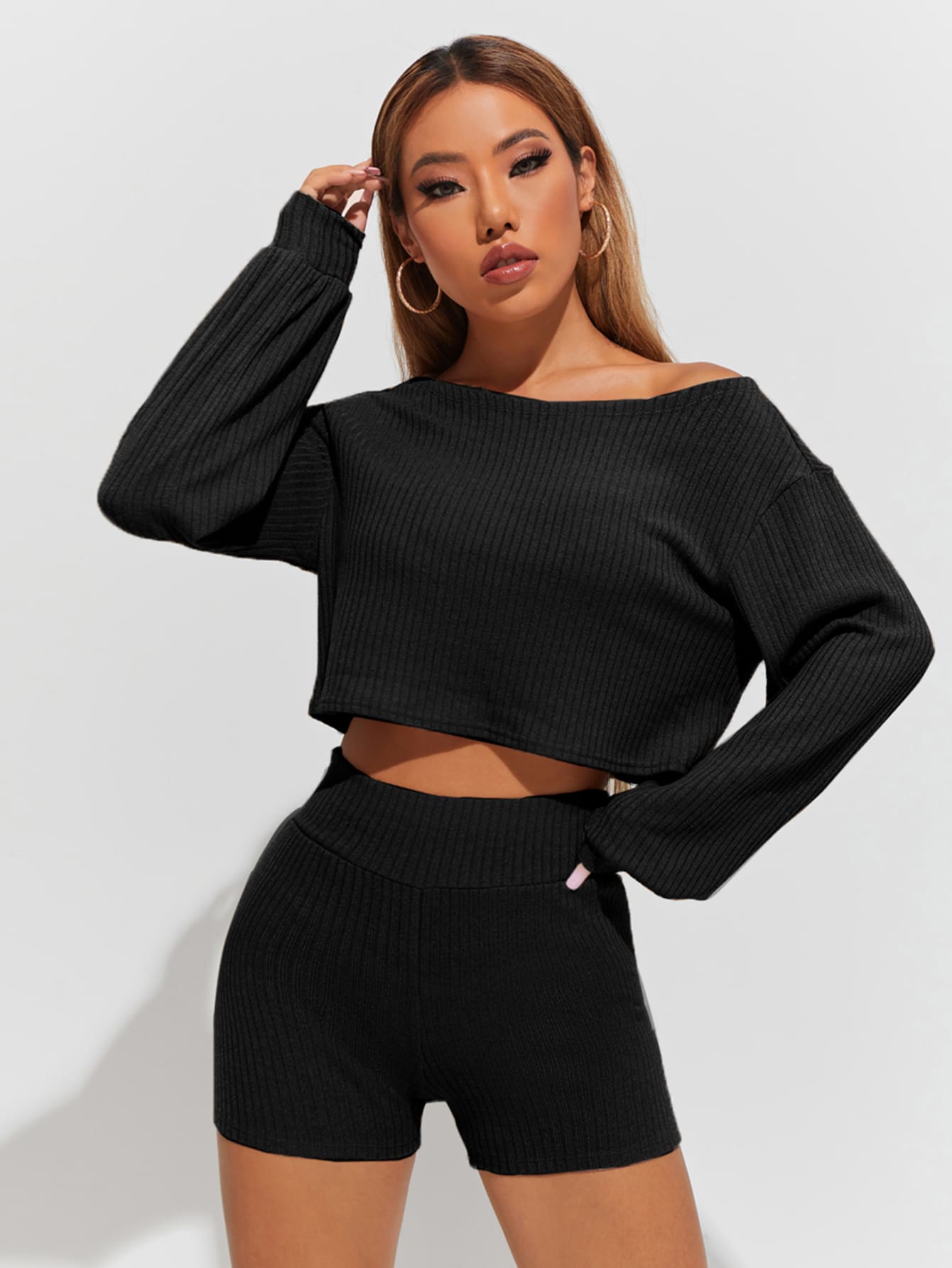 SHEIN PETITE Pullover tejido de canalé de hombros caídos con shorts - Negro - Ver 1