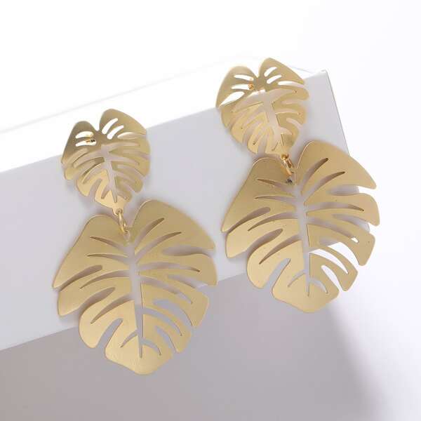 

Leaf Decor Drop Earrings, Gold