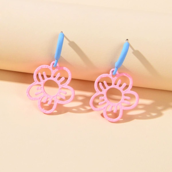

Hollow Out Flower Charm Earrings, Pink