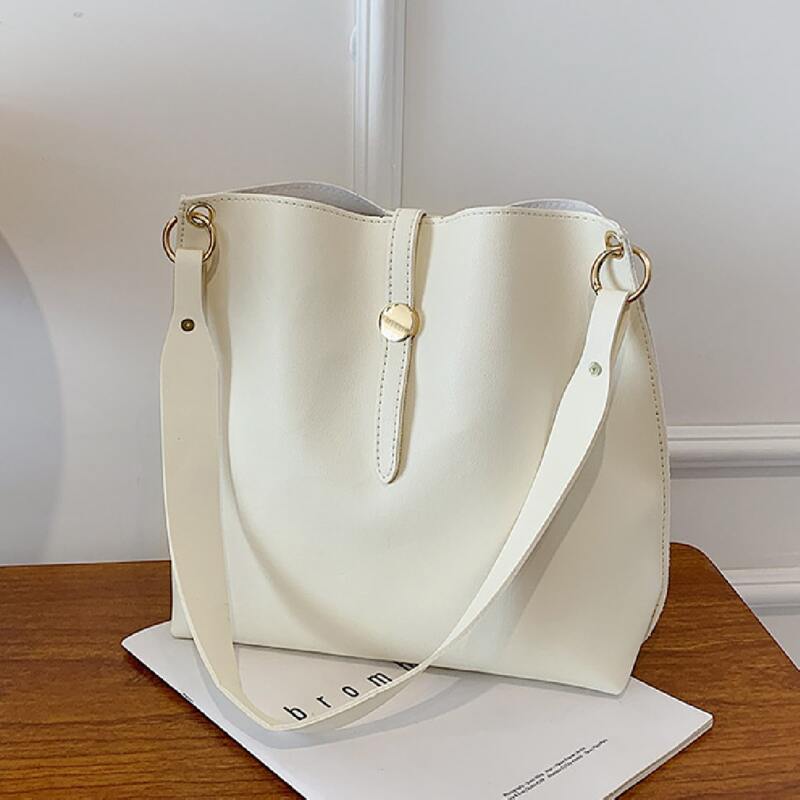 

Minimalist Shoulder Bag With Bag Insert, White
