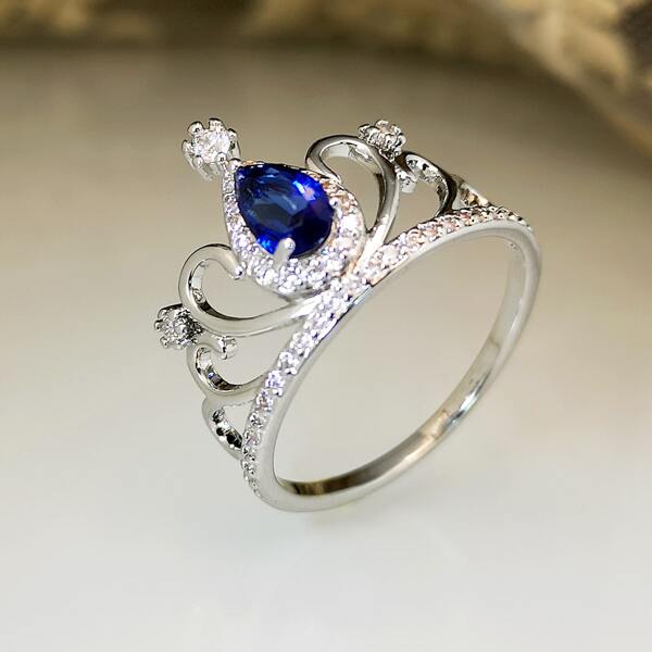 

Rhinestone Crown Decor Ring, Royal blue