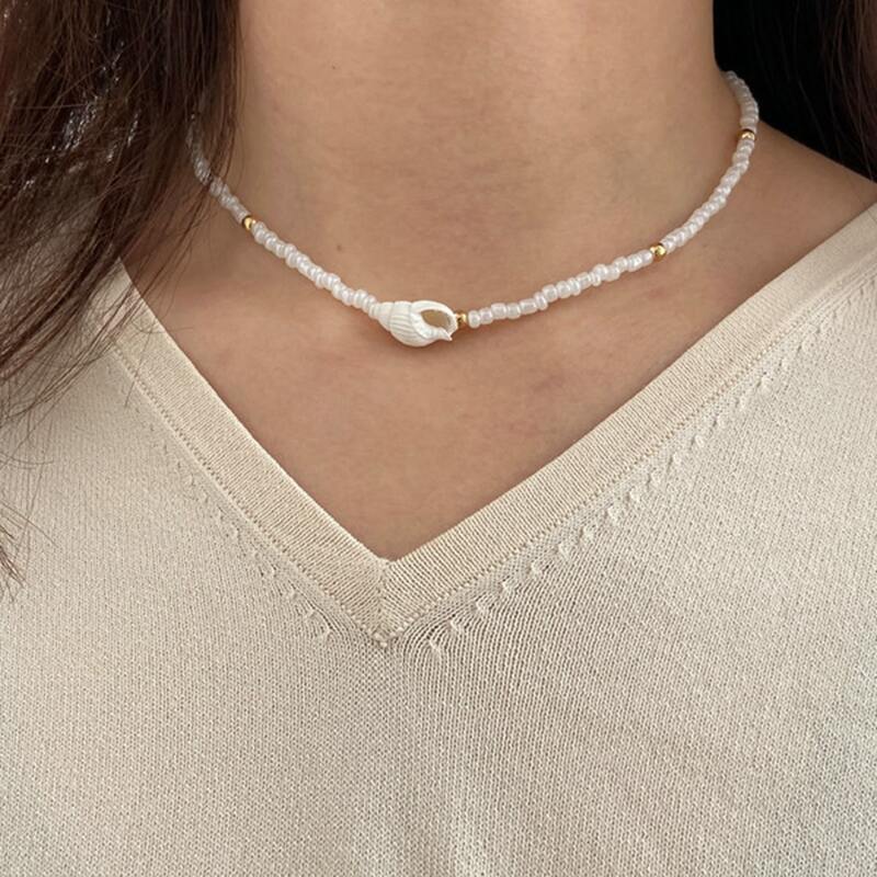

Shell Decor Beaded Necklace, White