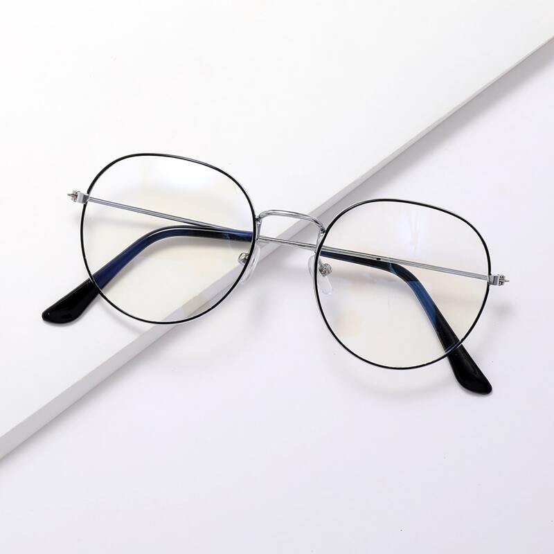 

Metal Frame Eyeglasses