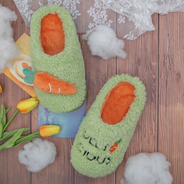 

Letter Graphic Fluffy Slippers, Multicolor