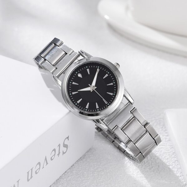 

Round Pointer Quartz Watch