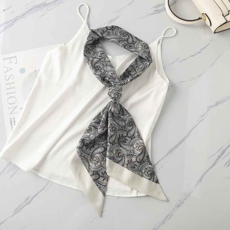 

Paisley Pattern Scarf, Multicolor