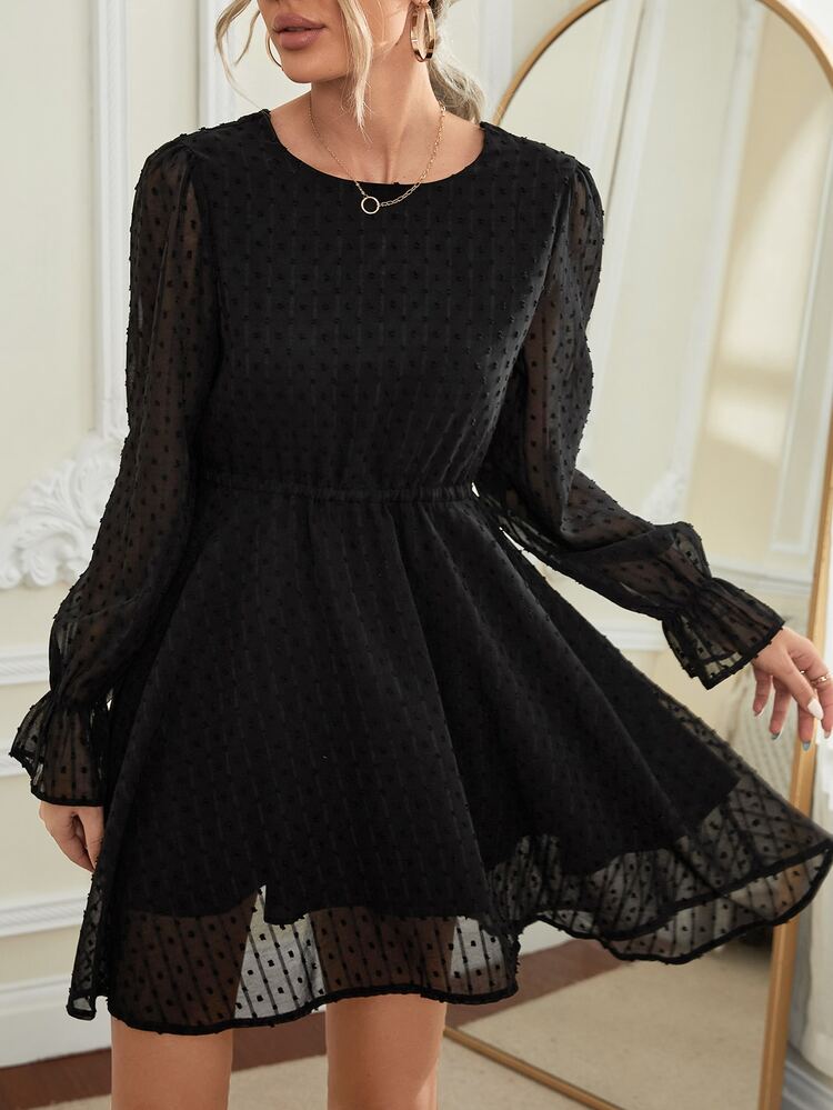 圓點荷葉袖露背打結提花蕾絲細節洋裝 - 黑色 - 查看 2