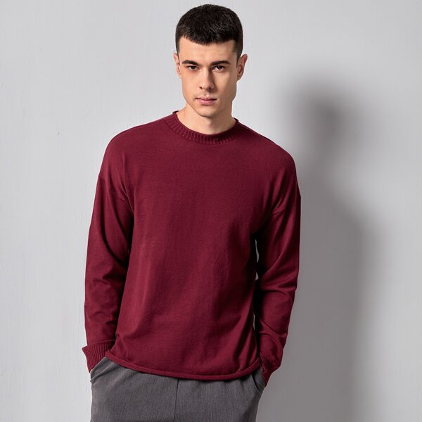 

Men Round Neck Solid Sweater, Burgundy