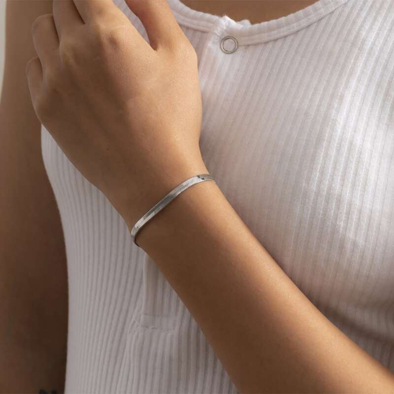 

Minimalist Chain Bracelet, Silver