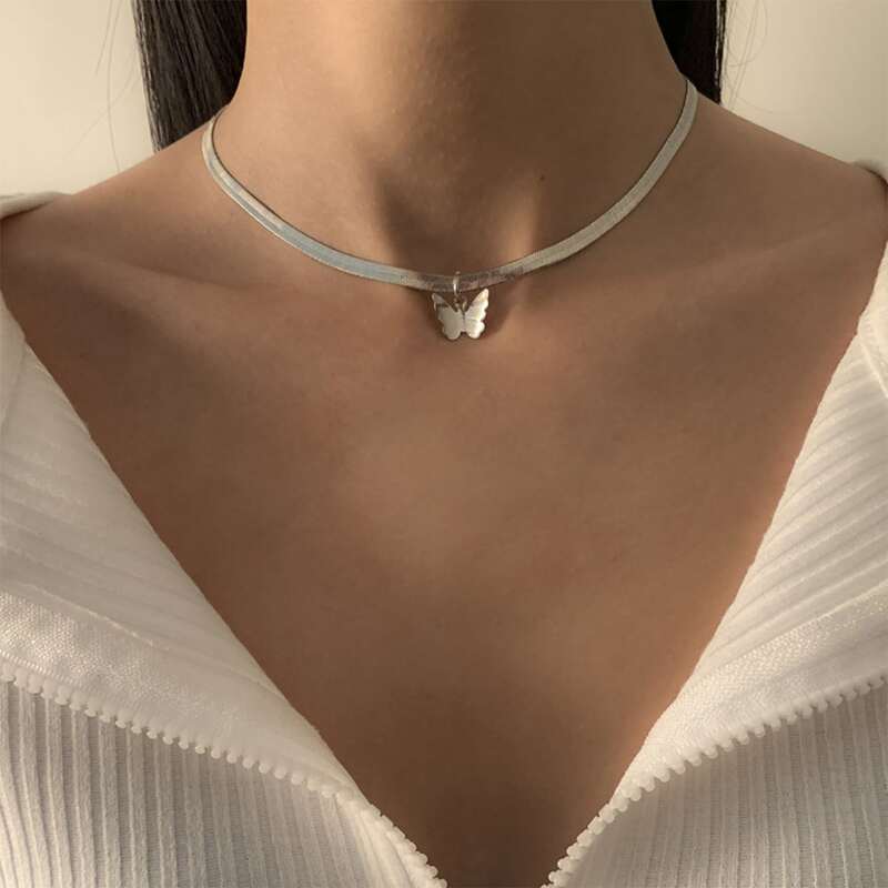 

Butterfly Decor Chain Necklace, Silver