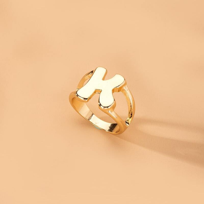 

Letter Design Ring, Gold