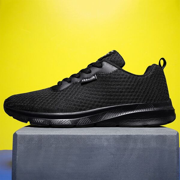 

Men Lace-up Front Mesh Running Shoes, Black