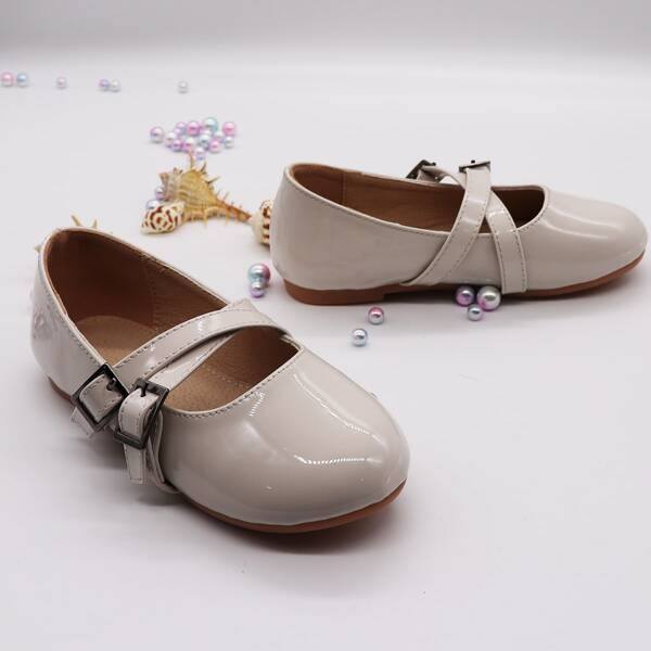

Girls Buckle Decor Mary Janes, Beige