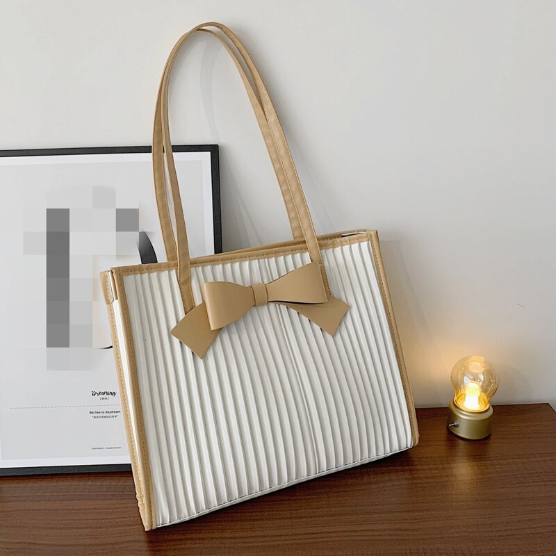 

Bow Decor Shoulder Tote Bag, White