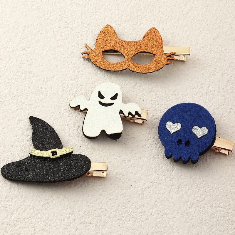 

4pcs Skull Decor Hair Clip, Multicolor