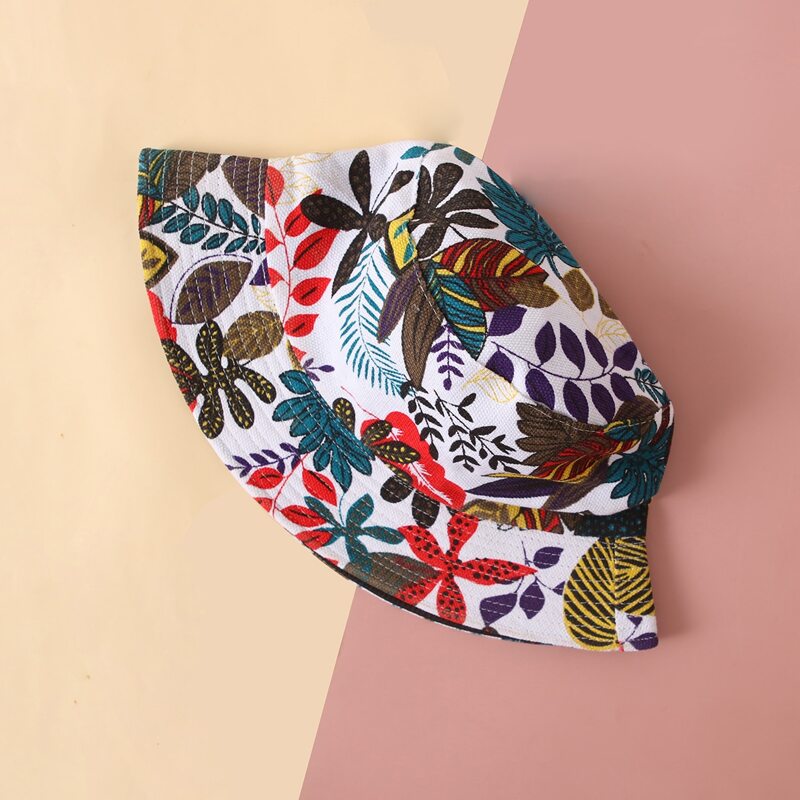 

Leaf Graphic Bucket Hat, Multicolor