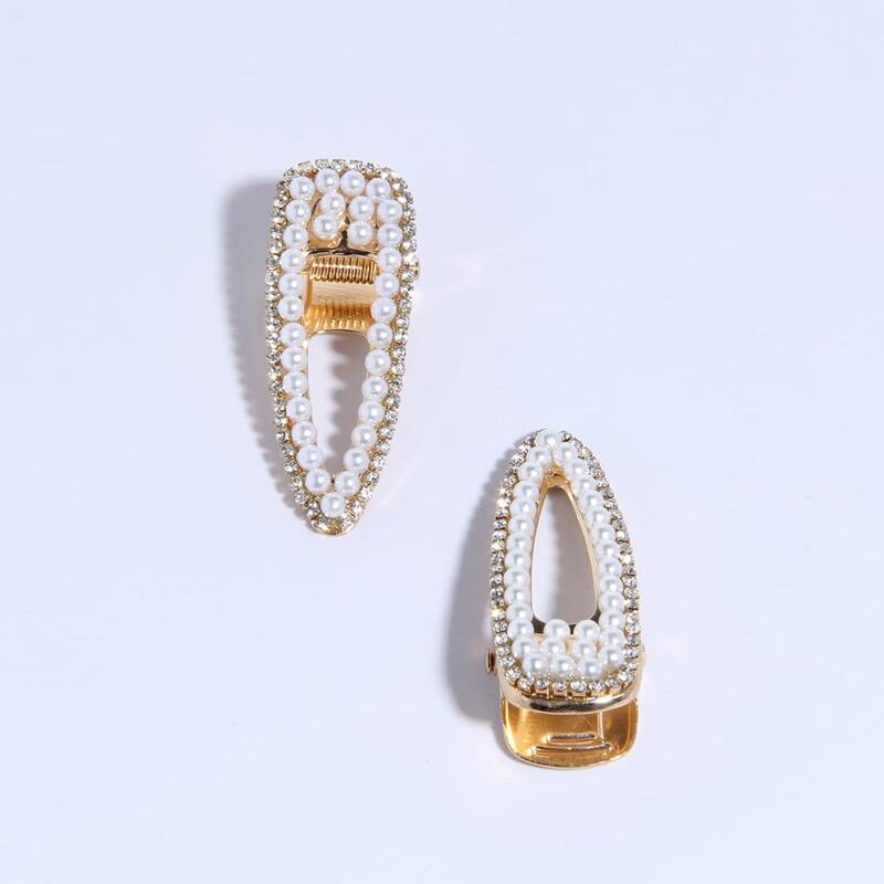 

2pcs Faux Pearl Decor Hair Clip, Multicolor