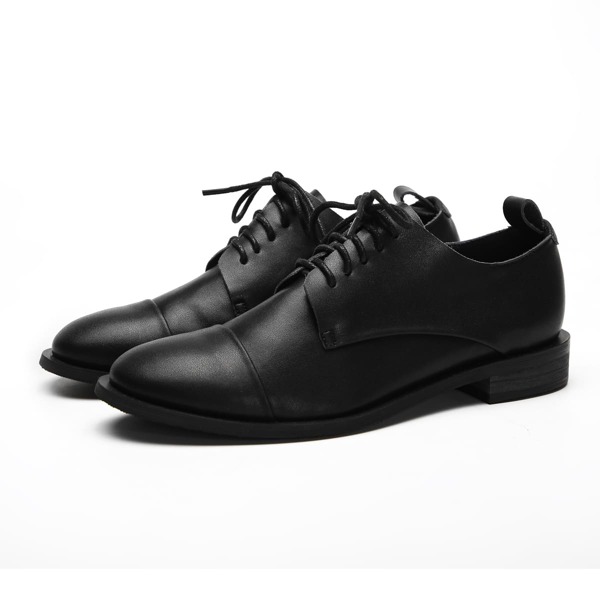 

Minimalist Lace-up Front Oxfords Shoes, Black