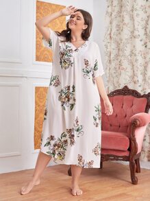 SHEIN 大碼V領花卉圖案睡裙