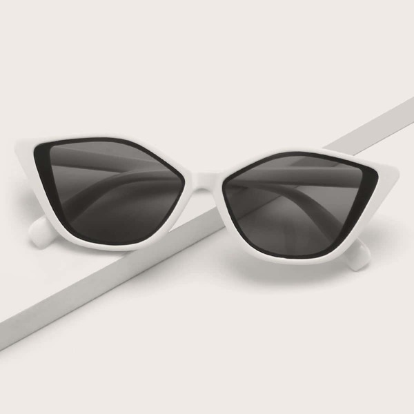 

Cat Eye Sunglasses