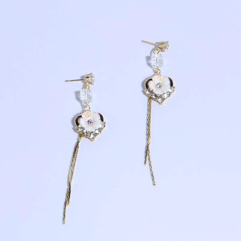 

Floral Decor Earrings, Multicolor