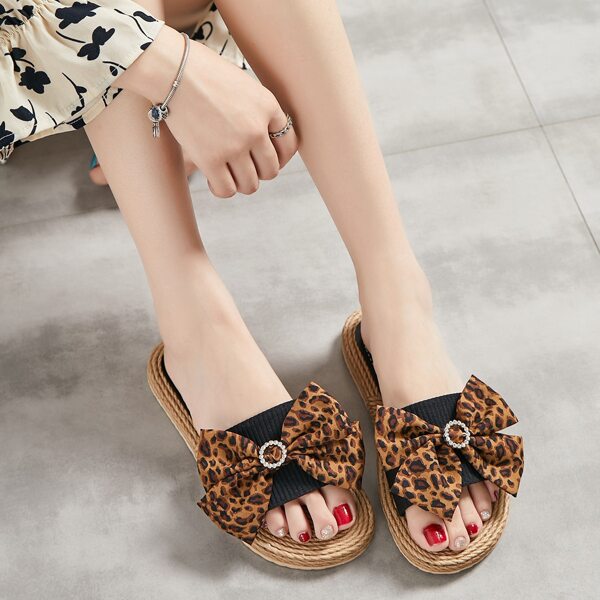 

Leopard Bow Decor Slides, Multicolor
