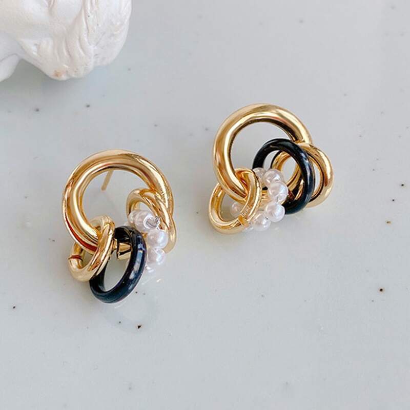 

Faux Pearl Decor Earrings, Gold