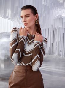 SHEIN Unity 鋸齒形印花合身T恤