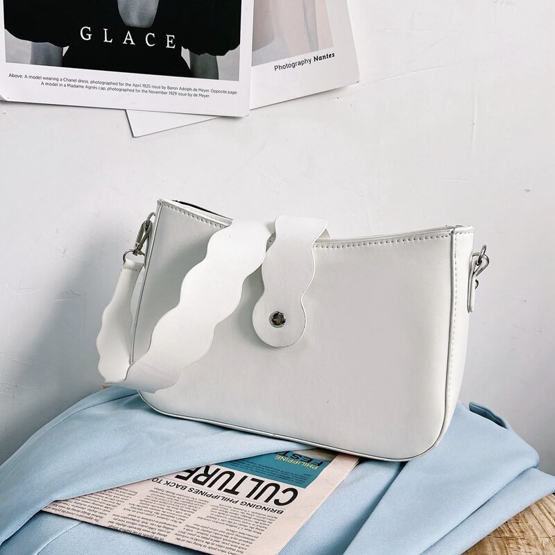 

Minimalist Shoulder Bag, White