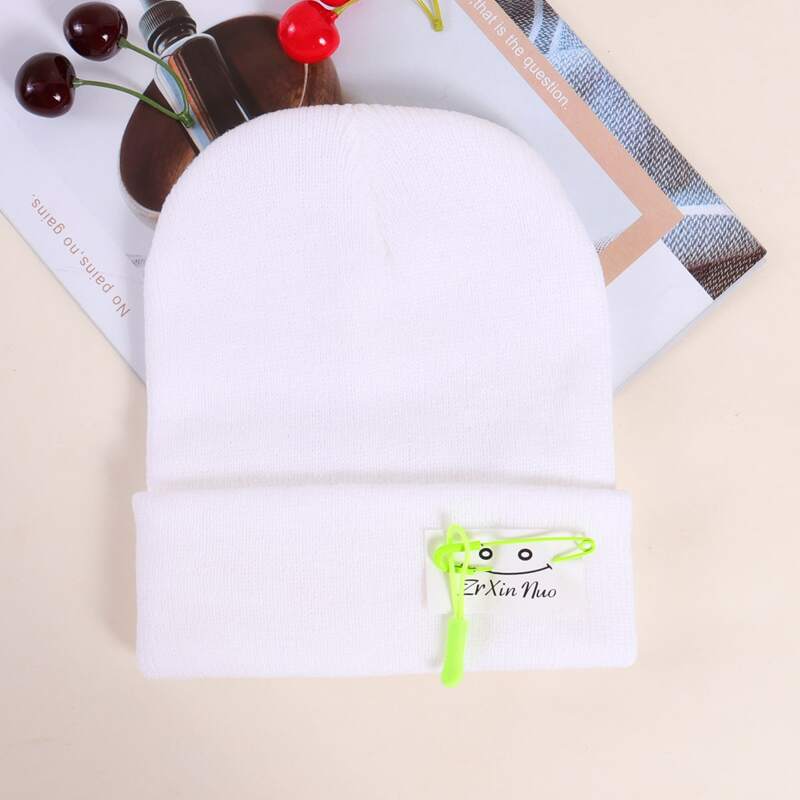

Pin Decor Beanie, White
