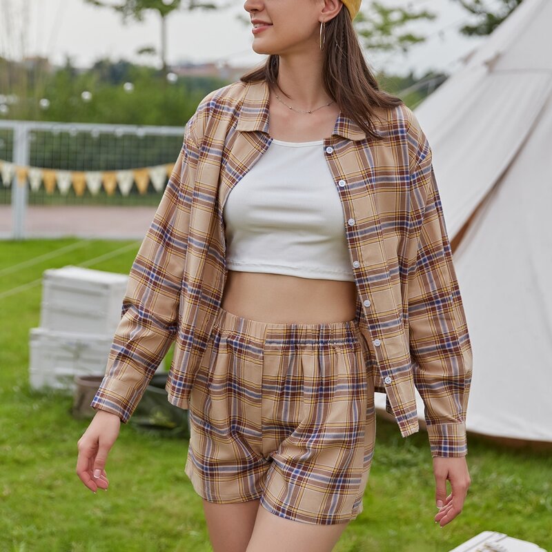 

Plaid Button Front Blouse & Shorts, Multicolor