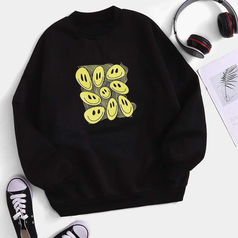 

Mock Neck Cartoon Graphic Pullover, Black