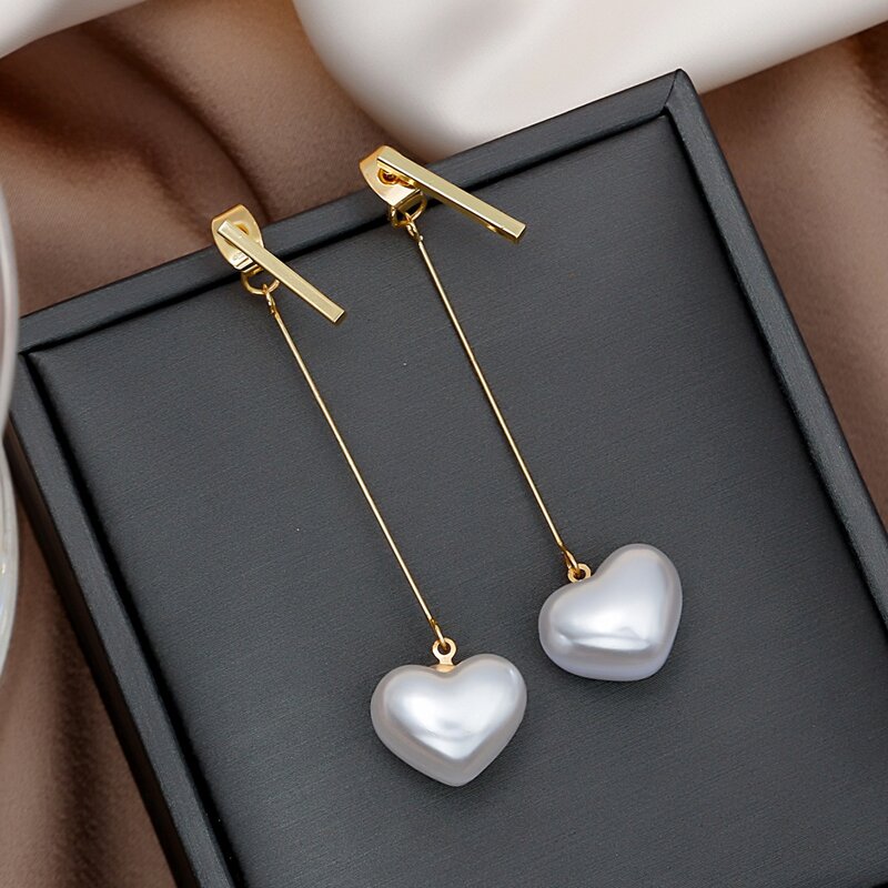 

Heart Drop Earrings, Gold