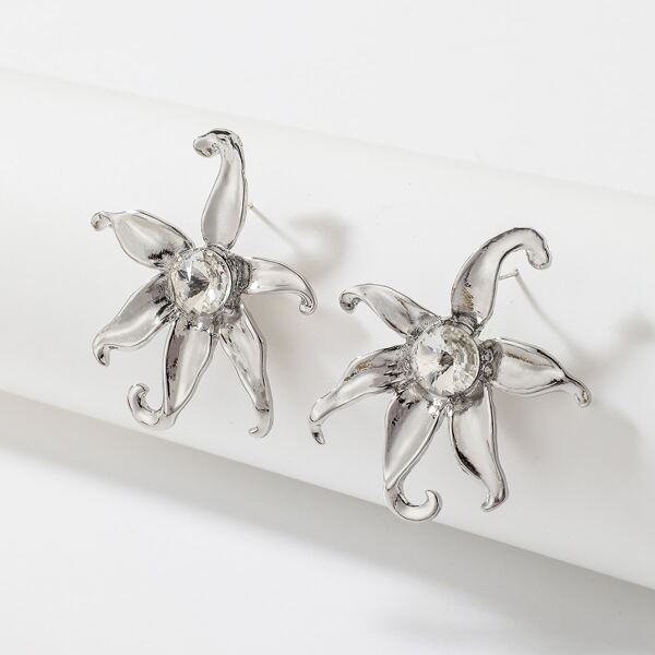 

Flower Decor Stud Earrings, Silver